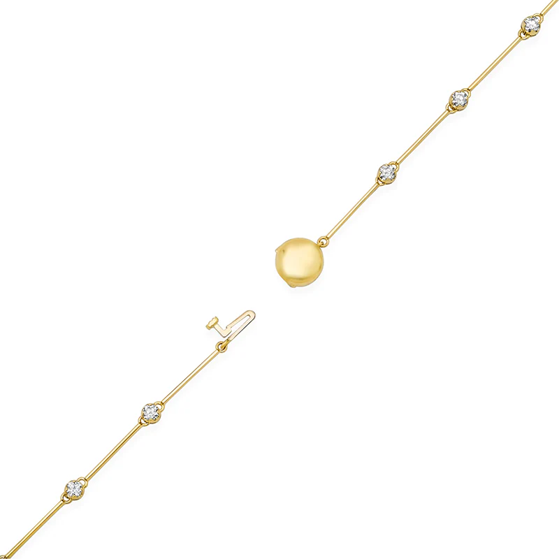 Linear Illusion Set Diamond Necklace - Image 4