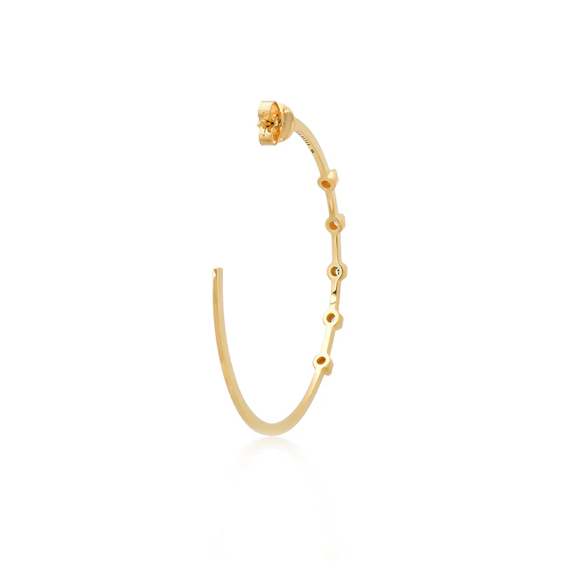 Medium Hoops with 5 Illusion Set Diamonds - Image 4