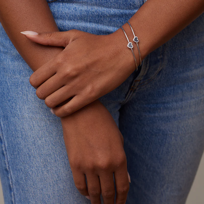 White Gold Onyx Inlay Heart Cuff with Diamonds - Image 2